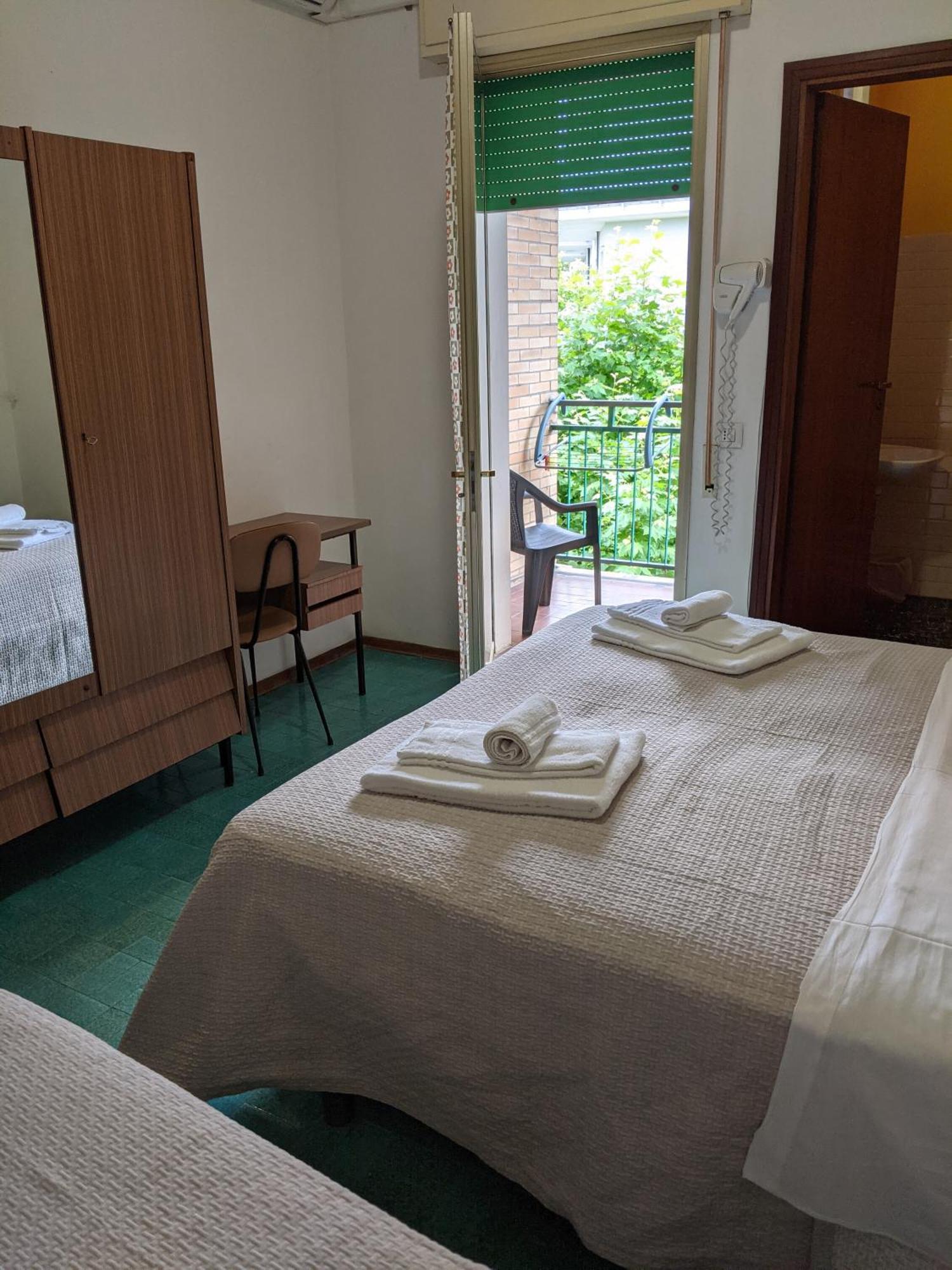 Hotel Bellevue تْشيزيناتيكو المظهر الخارجي الصورة