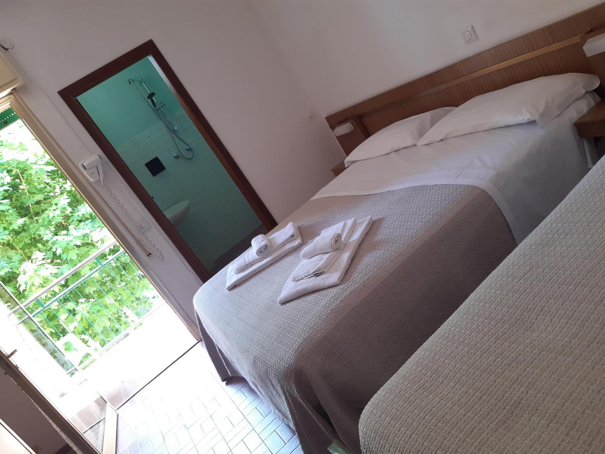 Hotel Bellevue تْشيزيناتيكو المظهر الخارجي الصورة